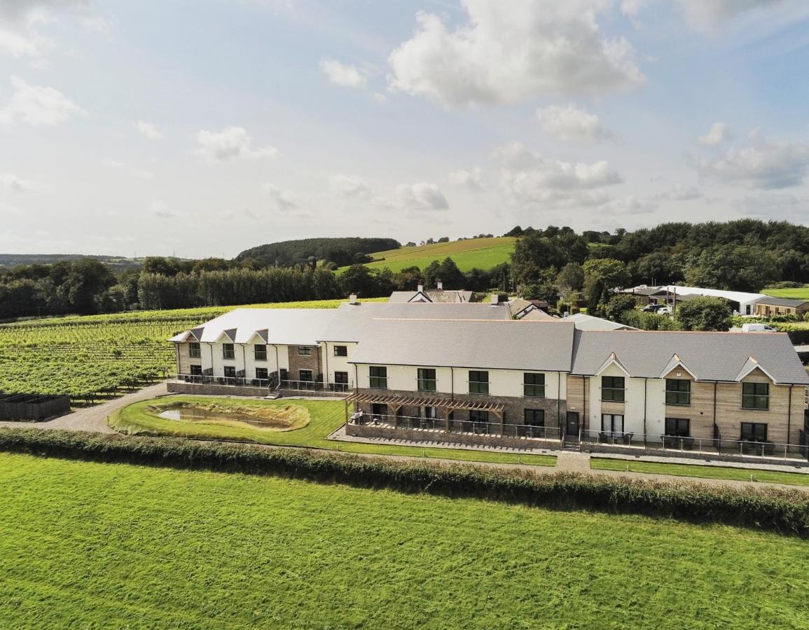 Llanerch Vineyard Hotel Hensol Exterior photo